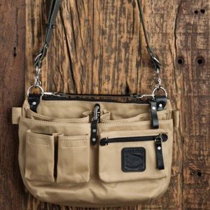 EXPLORER LENS QUIVER | CANVAS AND LEATHER MESSENGER BAG